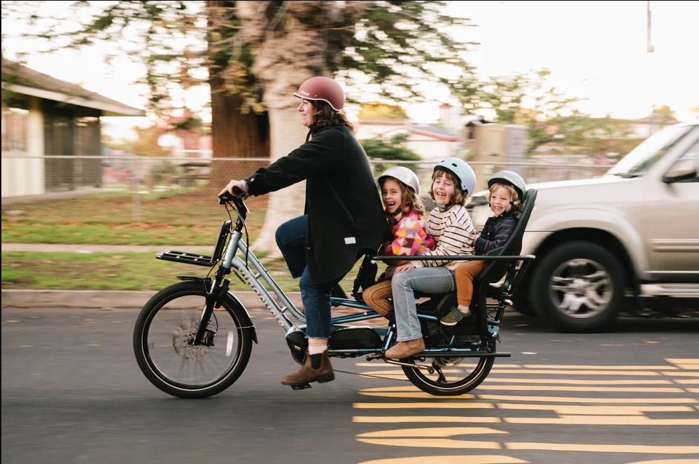 Niujorkas ir Kalifornija privers registruoti elektroninius dviračius?